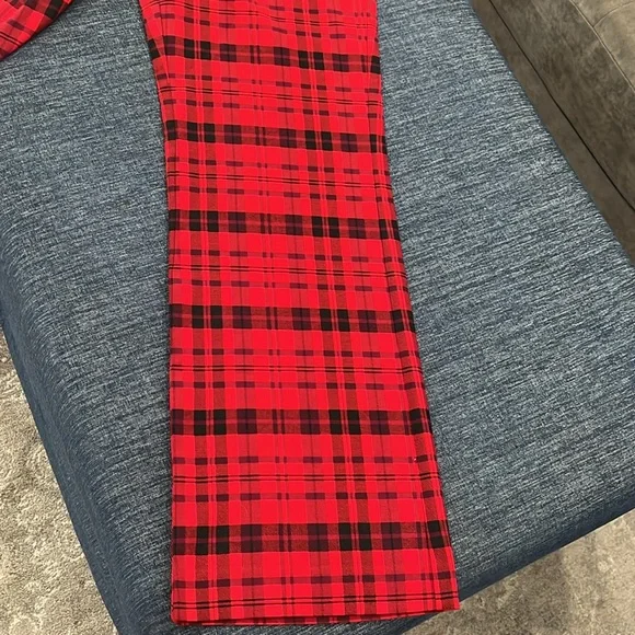 Ann Taylor Red Black Plaid Flare Pants, Size‎ 10 - Picture 12 of 16